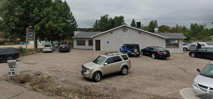 Bowens Family Dining (Bowens Drive-In) - From Web Listing (newer photo)